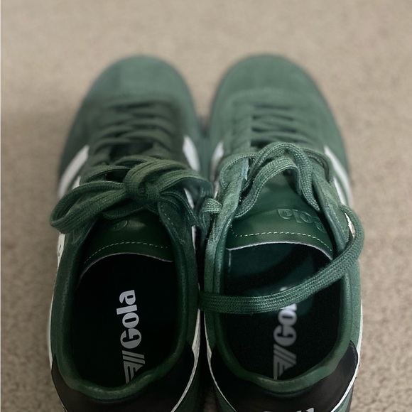 Gola Green and White Men's Sneakers size 7 men 8.5 to 9 Women - Picture 1 of 6